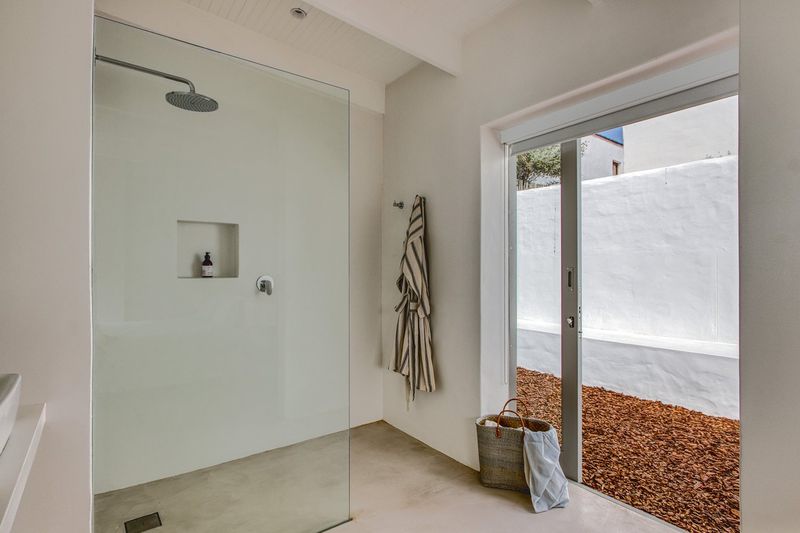 TOVA Studio — interior detail